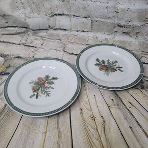 Fairfield Wintergreen 8” Salad Bread Plates Christmas Pinecones Holly Lot of 2